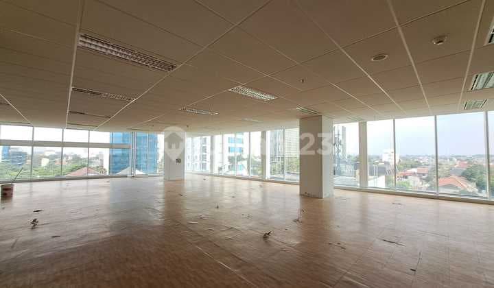 Sewa Kantor Kondisi Bare 249 M2 di 18 Office Park Simatupang