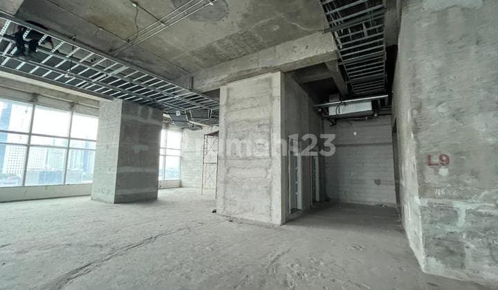 Sewa Ruang Kantor Kondisi Bare 733 m2 di Autograph Tower Thamrin Nine