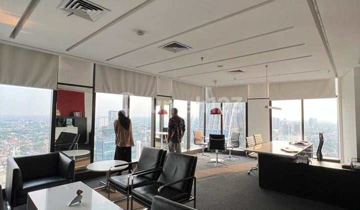 Sewa Kantor Full Furnish 600 m2 di Alamanda Tower TB Simatupang