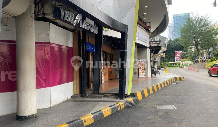 Rent Commercial Space 837 M2 for Restaurant, Bar, Cafe, Gym, Karaoke, etc. in Kuningan