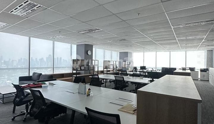 Lease Fully Furnished Office Ready to Occupy 340 Sqm in Gandaria 8 Office Tower
