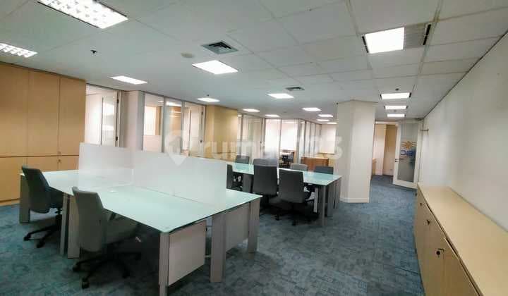 Sewa Kantor 165 M2 Full Furnish di Sequis Center Scbd, Lokasi Prime