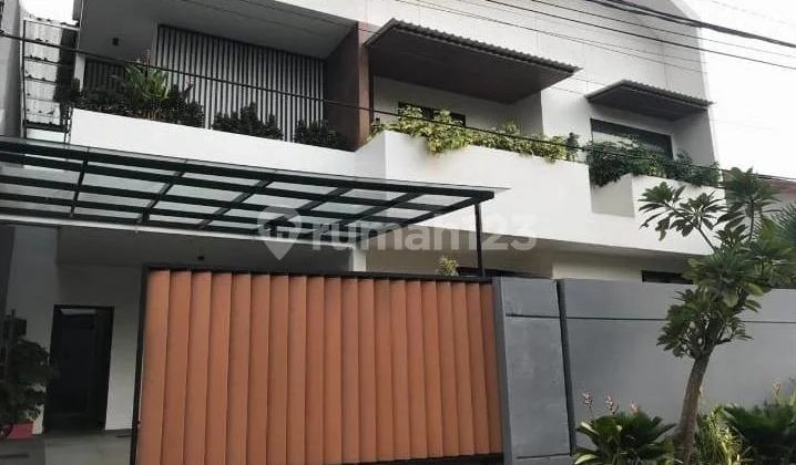 For Sale, Ready-to-Live-In House in Permata Hijau, South Jakarta