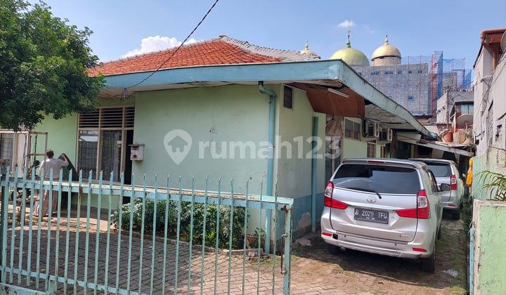 Jual Rumah Tua Hitung Tanah Dijalan Otista Bisa Untuk Perkantoran Dan Kosan