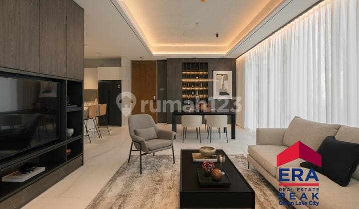 Saumata Suites Apartmentalam Sutera 100% Baru- Fully Furnished Hadap Timur - Selatan Lantai 20 Unblocked View (Garden) 3+1 Kmr Tdr 2+1 Kmr Mnd 1 Kitchen + 1 Pantry 2 Car Port- Private Lift- Tiap Lantai Ada 4 Units- Ukuran 167 M² Harga 6,5 Milyar Nego