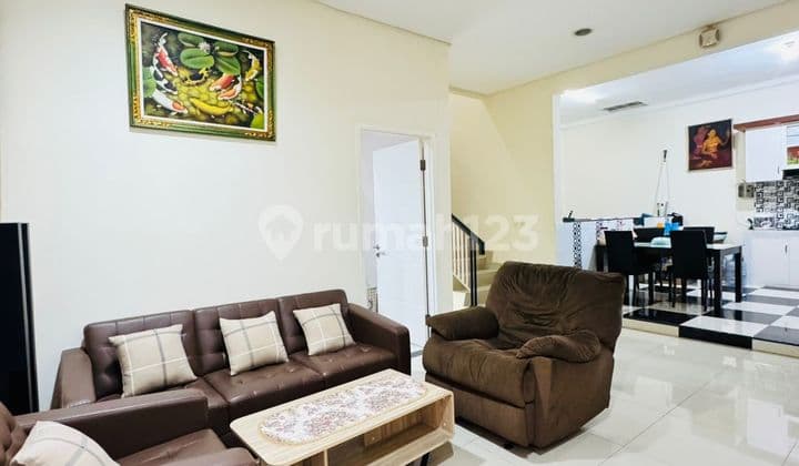 Rumah Di Green Lake City Cluster Amerika Ukuran 8x15 3+1 Kamar Tidur 3+1 Kamar Mandi Full Renov 2,5 Lantai Surat Shm Hadap Selatan Harga 3,6 Milyar Nego