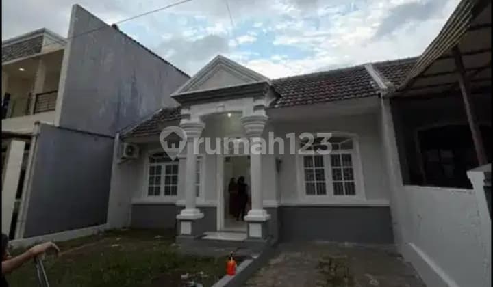 Disewakan Rumah Minimalis di Taman Chrysant BSD