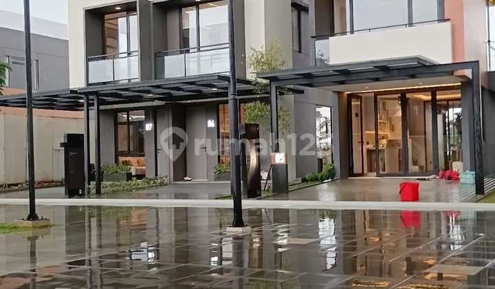 Rumah Modern Dekat Gading Serpong