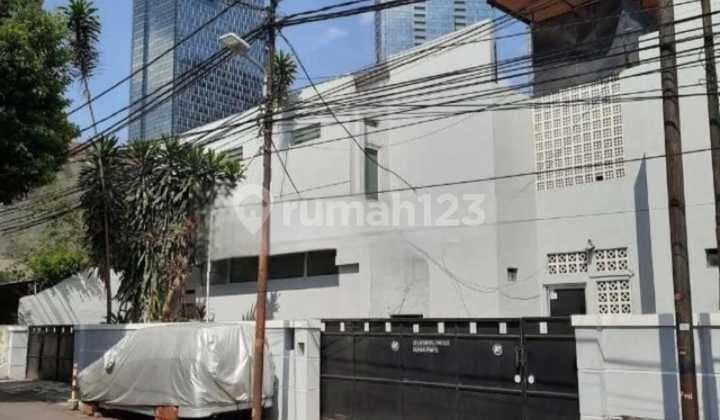 Kostan Menarik Akses Mudah Dekat Perkantoran Kuningan Jaksel