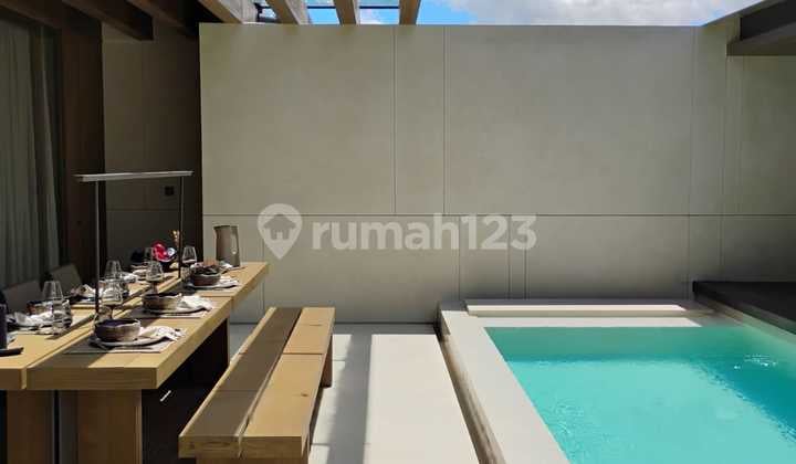 Luxury Villa 2 Bedrooms Fully Furnished Near Canggu Beach Bali