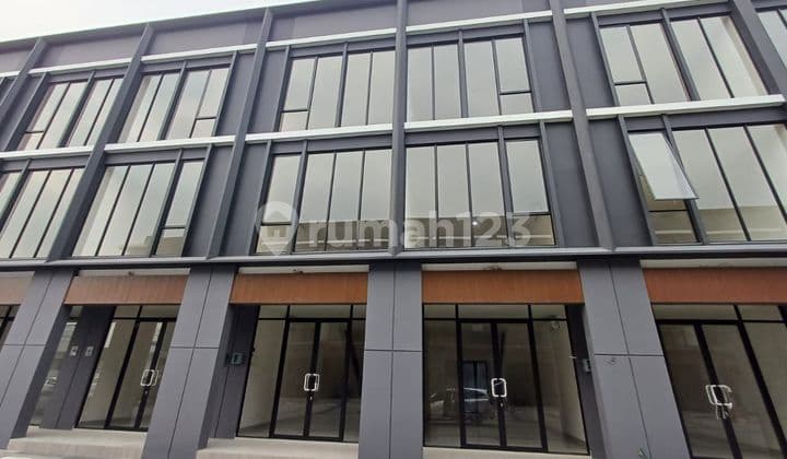 Cheap For Sale Attached Shophouse Hampton Avenue Gading Serpong