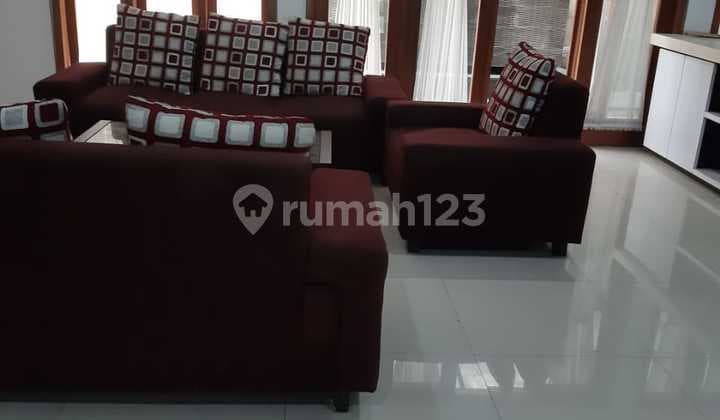 Disewakan Rumah Hunian Nyaman Terawat Siap Huni di Setra Duta