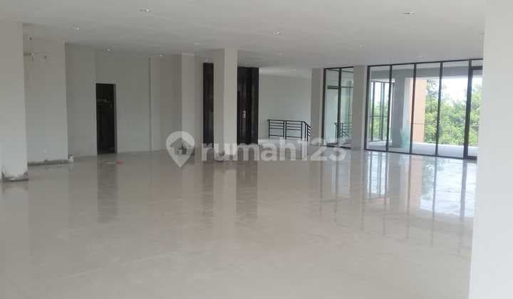 Gedung Bangunan Baru Siap Pakai Cocok Untuk Cafe, Restoran, Kantor