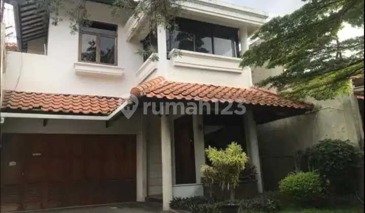 Rumah Luas Nyaman Strategis Semi Furnished Siap Huni di Sukajadi Bandung