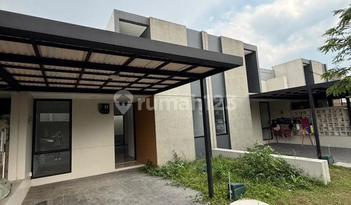 Di sewakan Rumah Baru di Podomoro Park Buah Batu Cluster Padmagriya