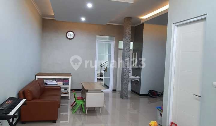 Dijual Rumah di Tki 5 Cluster Springville