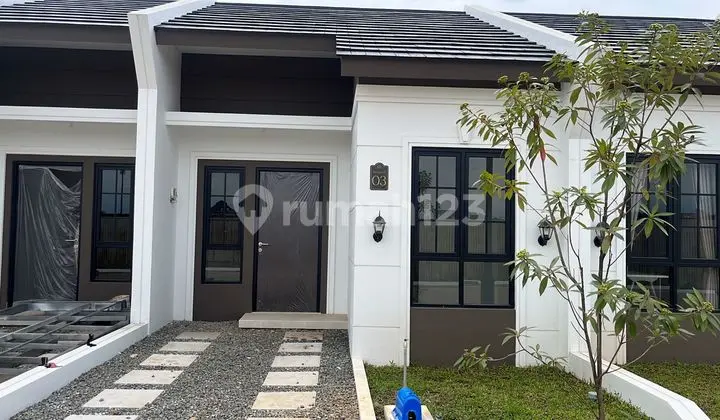 Disewakan Rumah Lokasi Podomoro Park - Cluster Patragriya