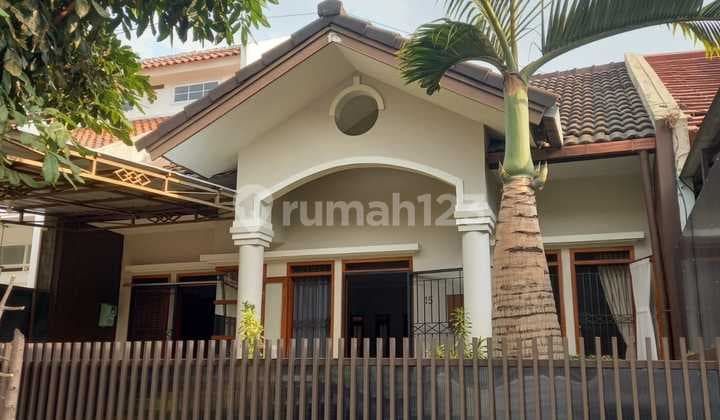 For Rent: Cottage Green Wing Setiabudi House