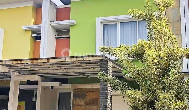 RUMAH KEREN! 2 LT MODERN + FURNITUR LOKASI STRATEGIS DI SAWOJAJAR