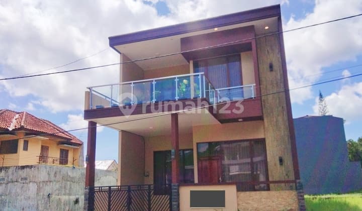 RUMAH BARU MODERN SIAP HUNI HARGA MURAH DI PUSAT KOTA BATU