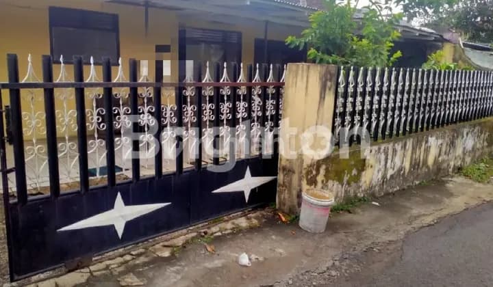 Beli rumah gratis tanah Luas! lebar depan 12 m lokasi strategis