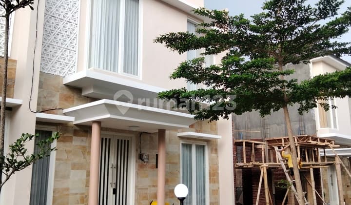 Modern Minimalist 2-Story New House + Furnished Near Malang Toll Exit