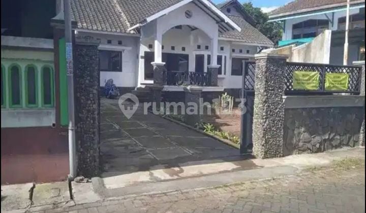 RUMAH LUAS STRATEGIS MURAH! DEKAT EXIT TOL LAWANG KOTA MALANG