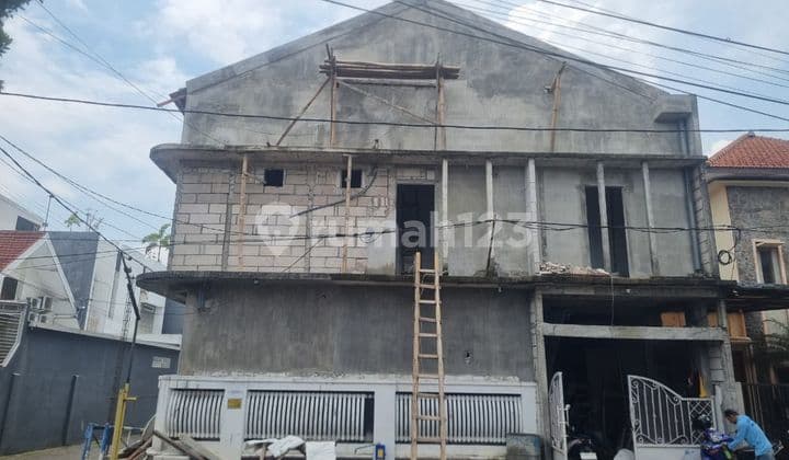 Strategic Regional Dormitory Suhat Axis Jl Papa Kuning, Malang City