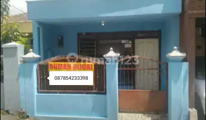 Rumah Minimalis 2 LT di Tengah Kota Malang