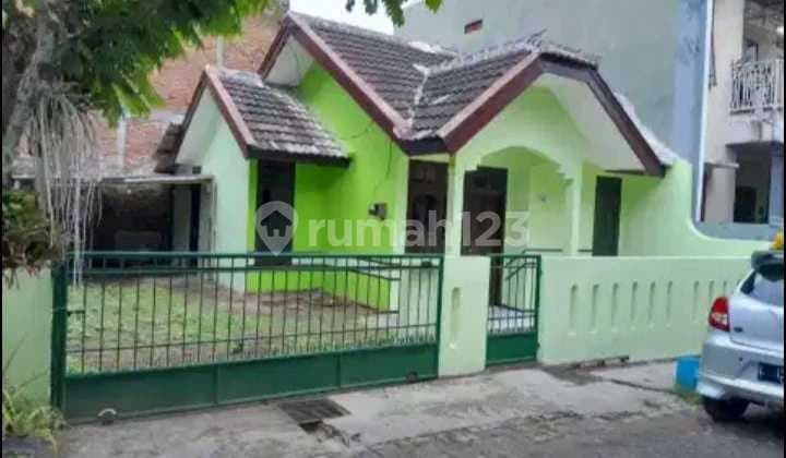 Rumah Bagus Siap Huni Halaman Luas di Bukit Cemara Tidar