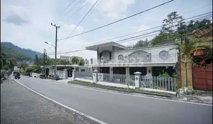 Jual Cepat Villa Mewah Sudah Running + Kolam Renang Full Furnish di Kota Batu