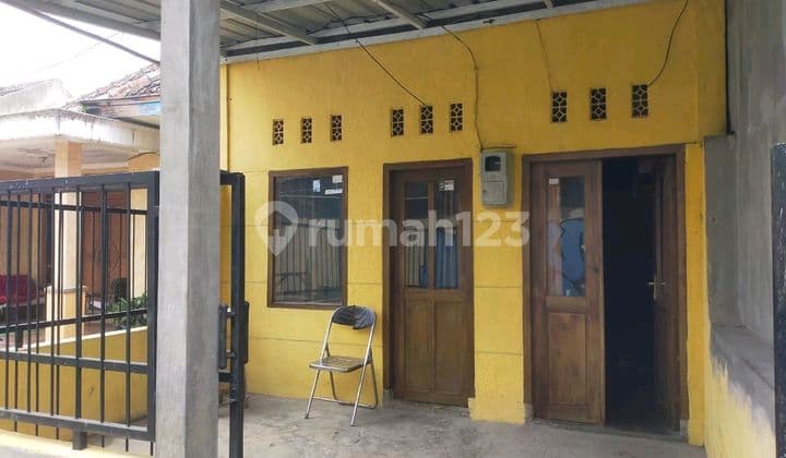 Quick Sale! Ready-to-Occupy House with Car Access in Junrejo, Batu