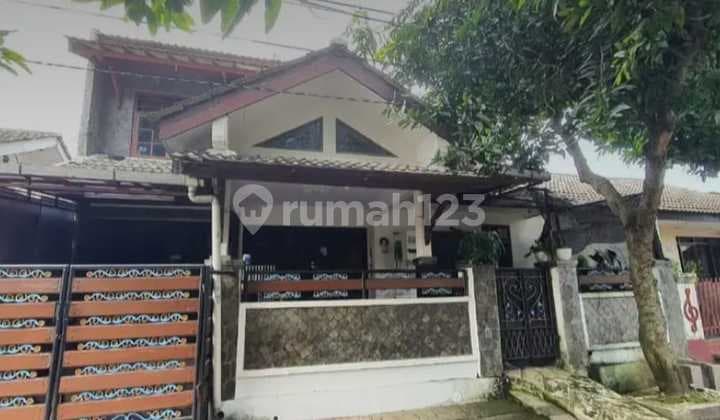 Rumah 2 Lantai di Pamulang Permai 1 SHM Bagus