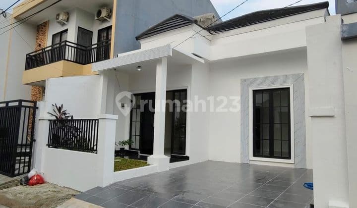 Rumah Baru Griya Loka Bsd 1 1/4 Lantai Semi Furnished