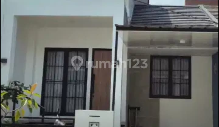 Rumah Cantik Full Renovasi di Cendana Residence Pamulang Tangsel