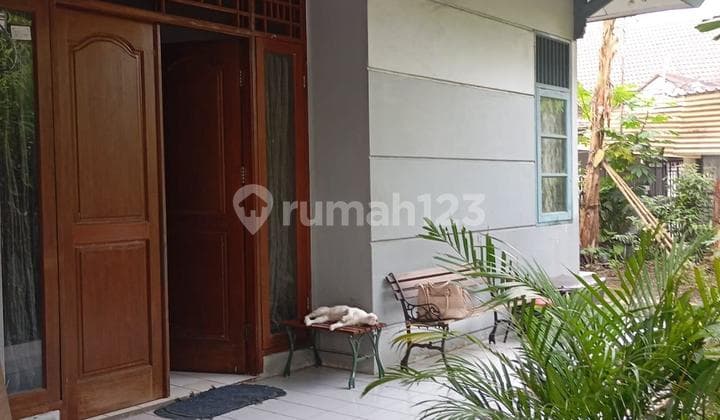 Disewakan Rumah Hook di Griya Loka BSD Semi Furnished
