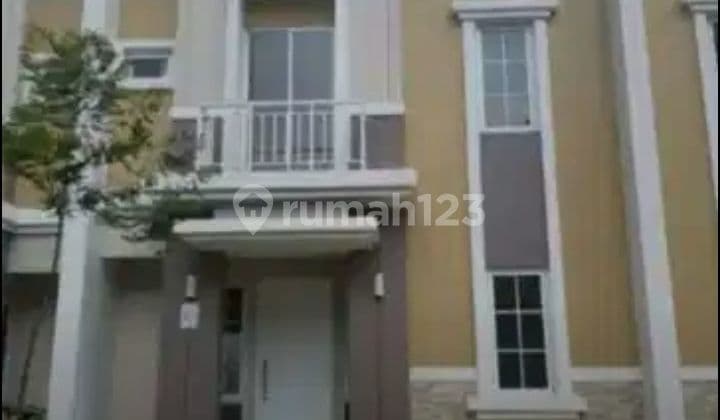 Disewakan Rumah Cluster The Savia Nusa Loka Bsd Semi Furnished