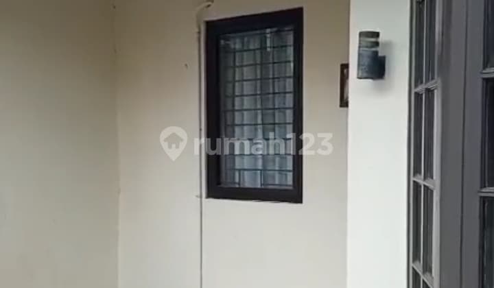 Runah 2 Lantai Bintaro Jaya Sektor 5 Bagus SHM Siap Huni