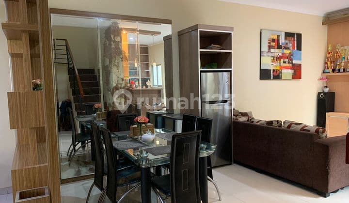 Rumah 3 Lantai Furnished Cantik Serpong Garden Bsd