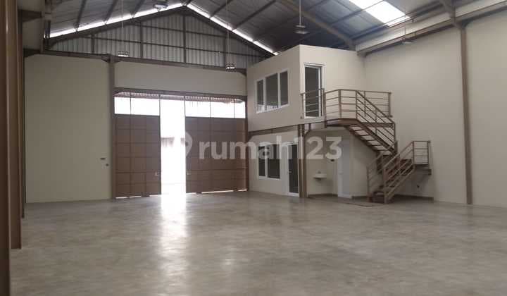 Warehouse for Rent on Jl Utama Mahendradata