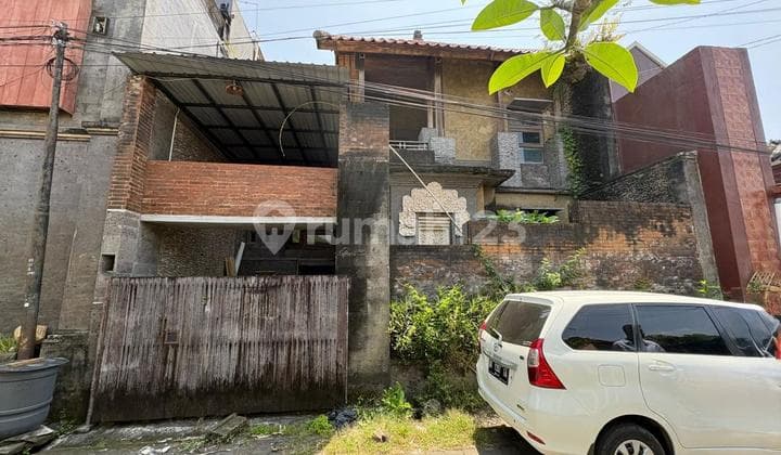 House for Sale in Sesetan - 3 Floors, Within a Residential Area