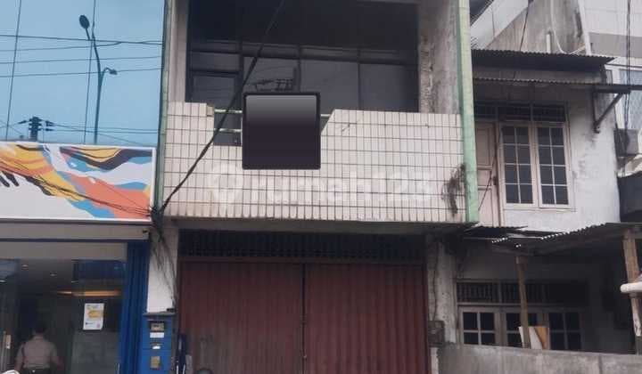 Disewakan Ruko 2 lantai siap pakai dekat Tol dan Lingkungan ramai