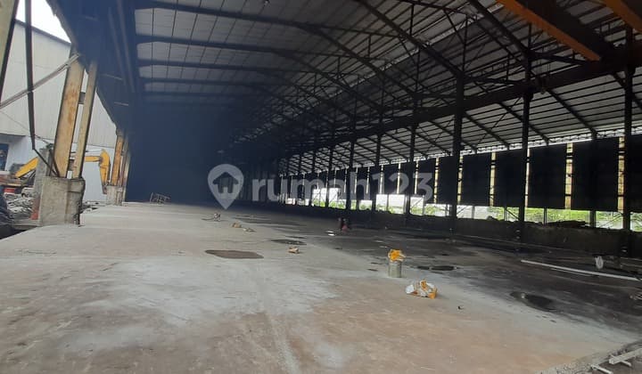 Disewakan Gudang Area Industri Akses Kont 40 Ft 10 Mnt ke Tol