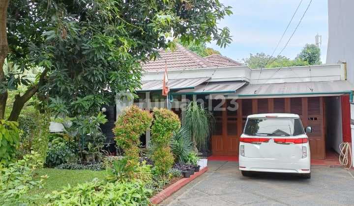 Rumah Asri Lokasi Strategis Dekat Tol Veteran Bintaro Jakarta Selatan
