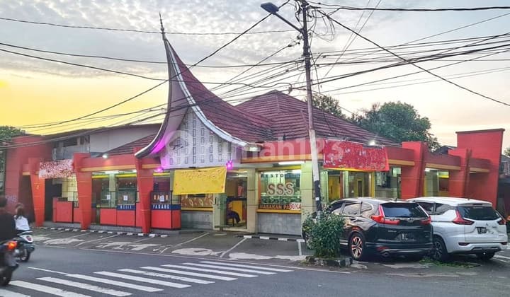Turun Harga Dijual Tanah dan Bangunan Komersial Ex Resto di jl raya ramai dan lebar di Bintaro Sektor 1 Bintaro Jaya Jakarta Selatan