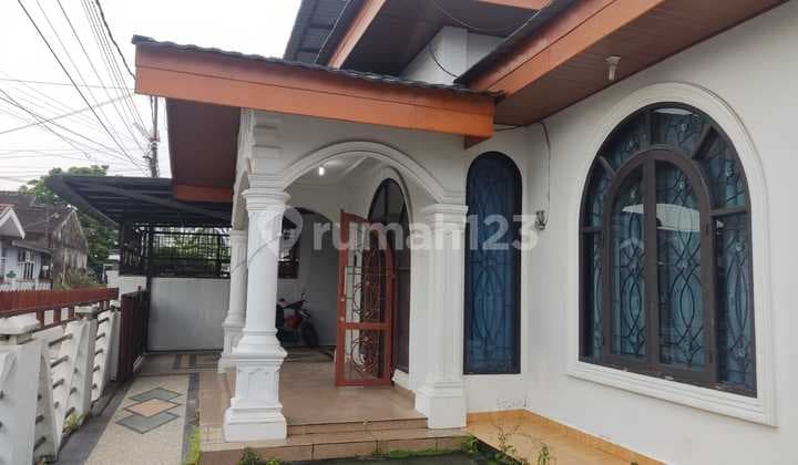 Rumah 2 Lantai, Dijual Cepat, Dekat Sekolah Dharma Yudha Arengka Pekanbaru