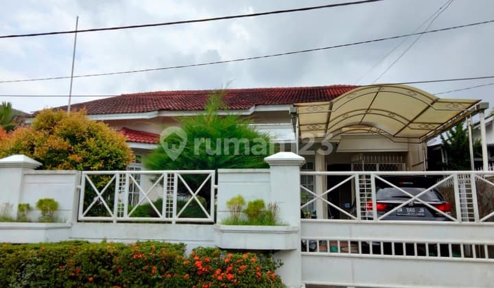 Dijual Rumah Dilingkungan yang Asri dan Nyaman, Pekanbaru