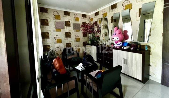 Dijual Rumah Mewah Cluster 2,5 Lantai Lokasi Tengah Kota Pekanbaru