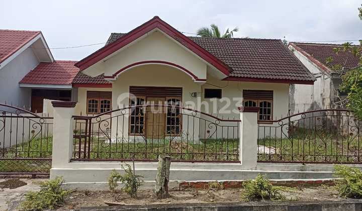 Dijual Rumah Siap huni Tanah Luas di Pasir Putih