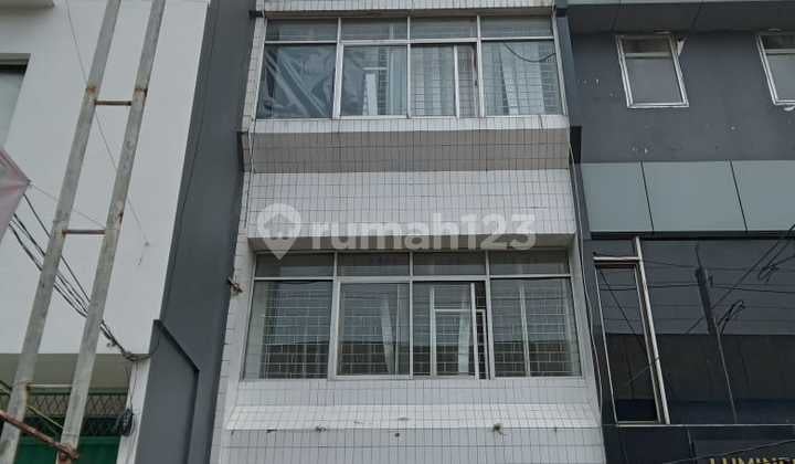 Pinggir Jalan Raya Alexindo Bekasi Seberang Rs Ananda 081881xxxx